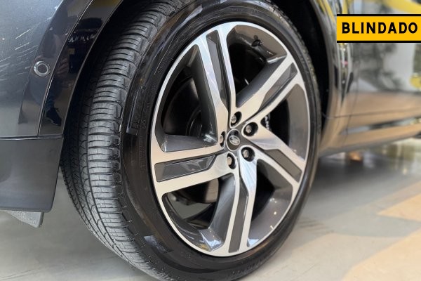 LAND ROVER DISCOVERY 3.0 D300 TURBO DIESEL MHEV METROPOLITAN EDITION AUTOMÁTICO 2023/2023